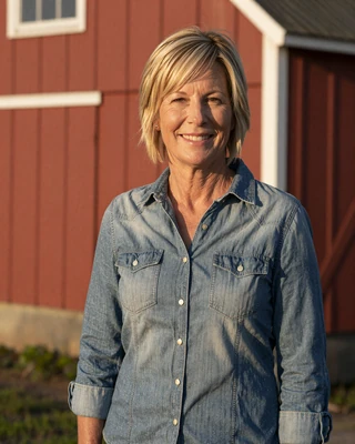 Portrait of Karen, a 53-year-old farmer from Bloomington, IL